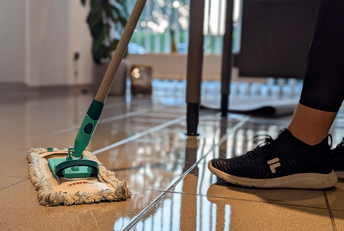 Gruendliche-und-professionelle-Bueroreinigung