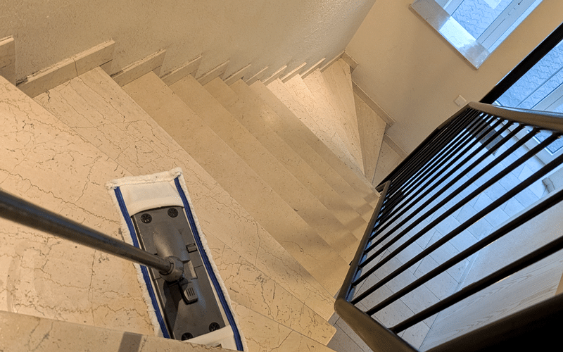 Reinigungsfirma-Treppenhausreinigung-Bielefeld-Guetersloh-Paderborn-Lippe-Herford Reinigungsfirma-Treppenhausreinigung-Bielefeld-Guetersloh-Paderborn-Lippe-Herford