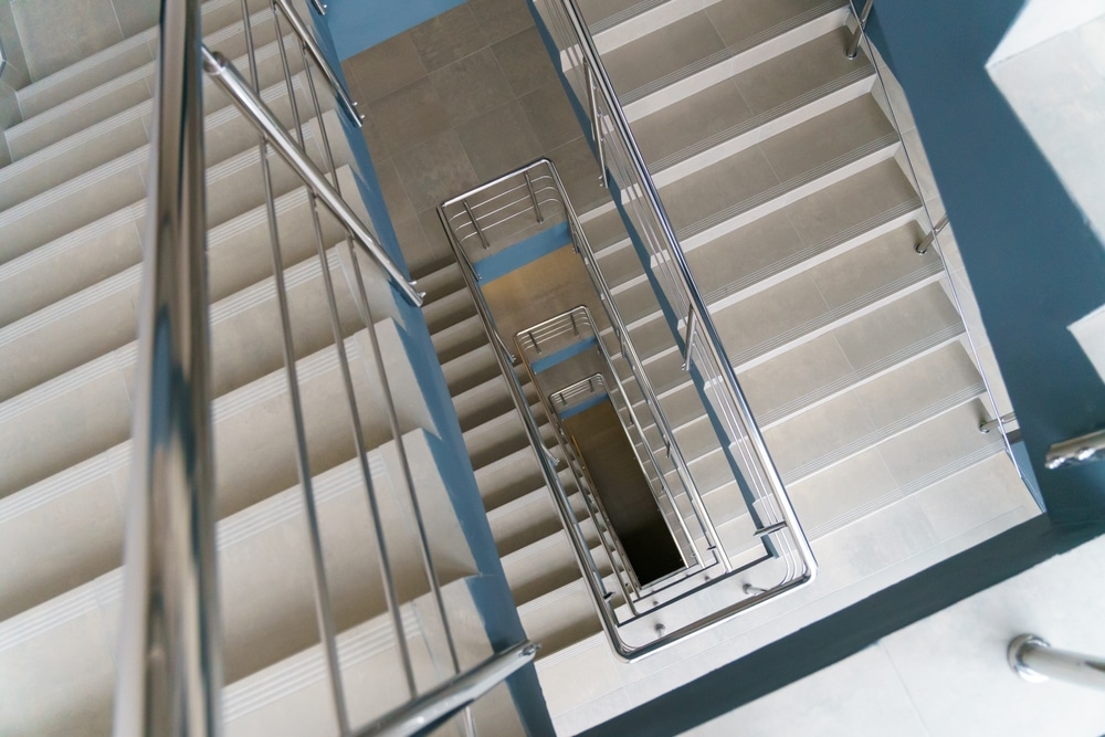 Gepflegtes Treppenhaus nach einer Reinigung in Gütersloh